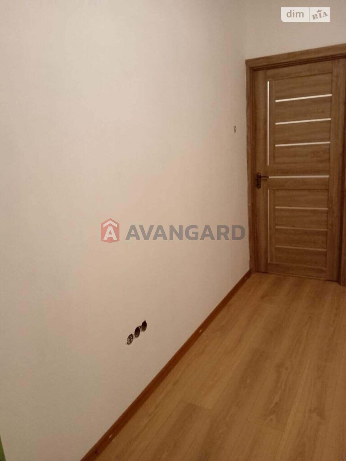 1 ��. ��������, 40/19/12 ��. �., 10/11 ������ ���� 3