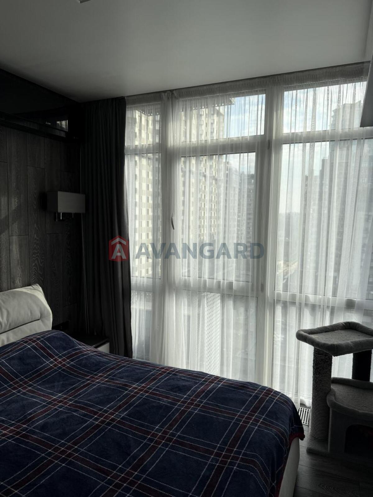 1 ��. ��������, 48/-/14 ��. �., 10/24 ������ ���� 12