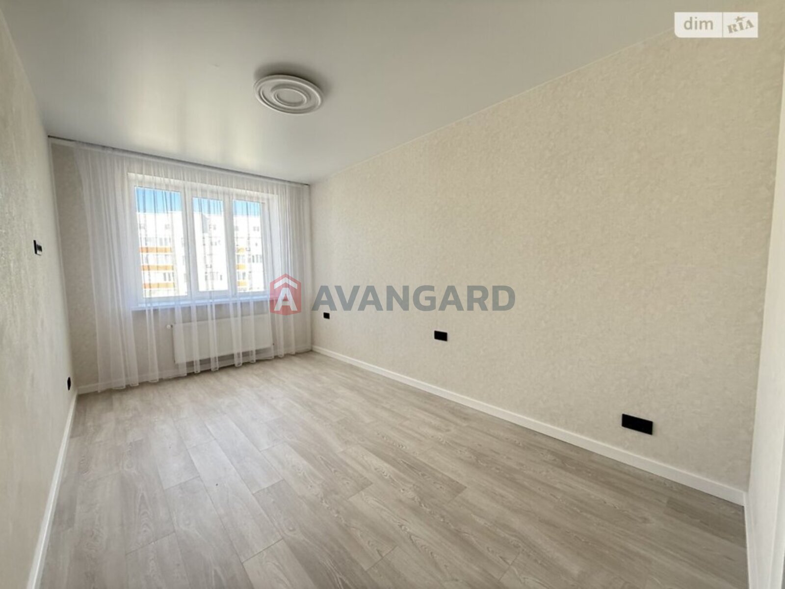 1 ��. ��������, 47/15/22 ��. �., 9/10 ������ ���� 7