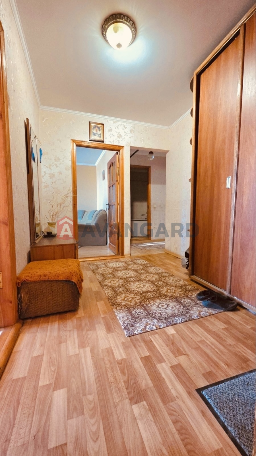 3 ����. ��������, 63/-/6 ��. �., 8/9 ���� ���� 2