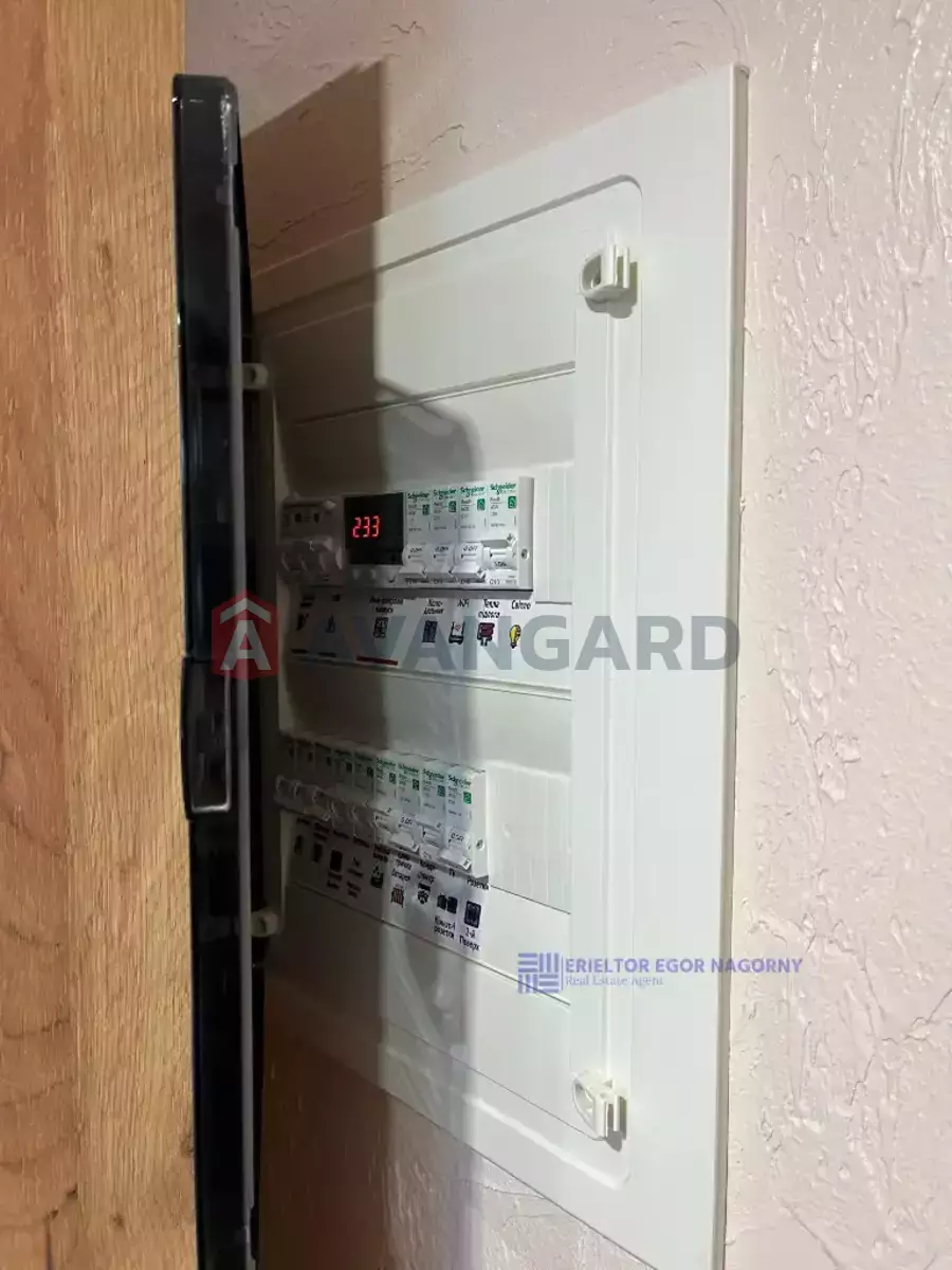 1 ����. ��������, 23/-/- ��. �., 1/5 ���� ���� 10
