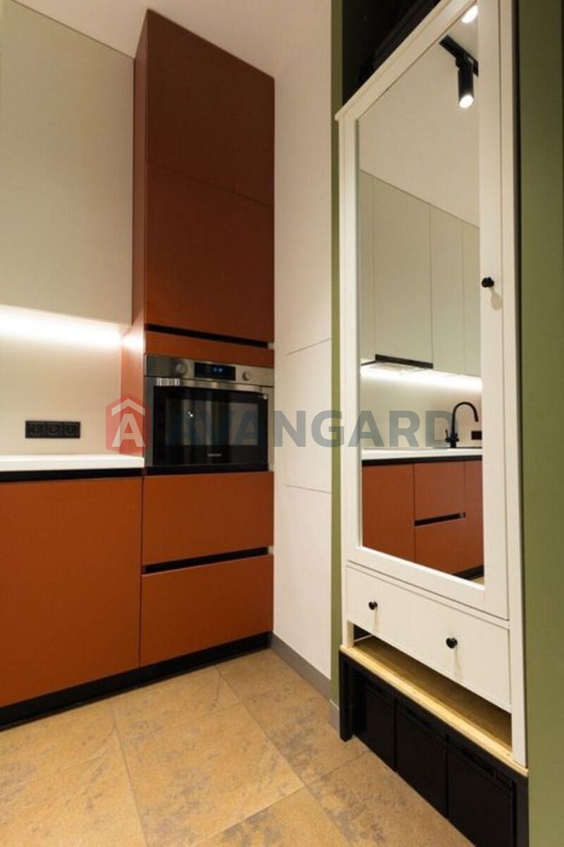 1 ��. ��������, 47/-/20 ��. �., 8/15 ������ ���� 11