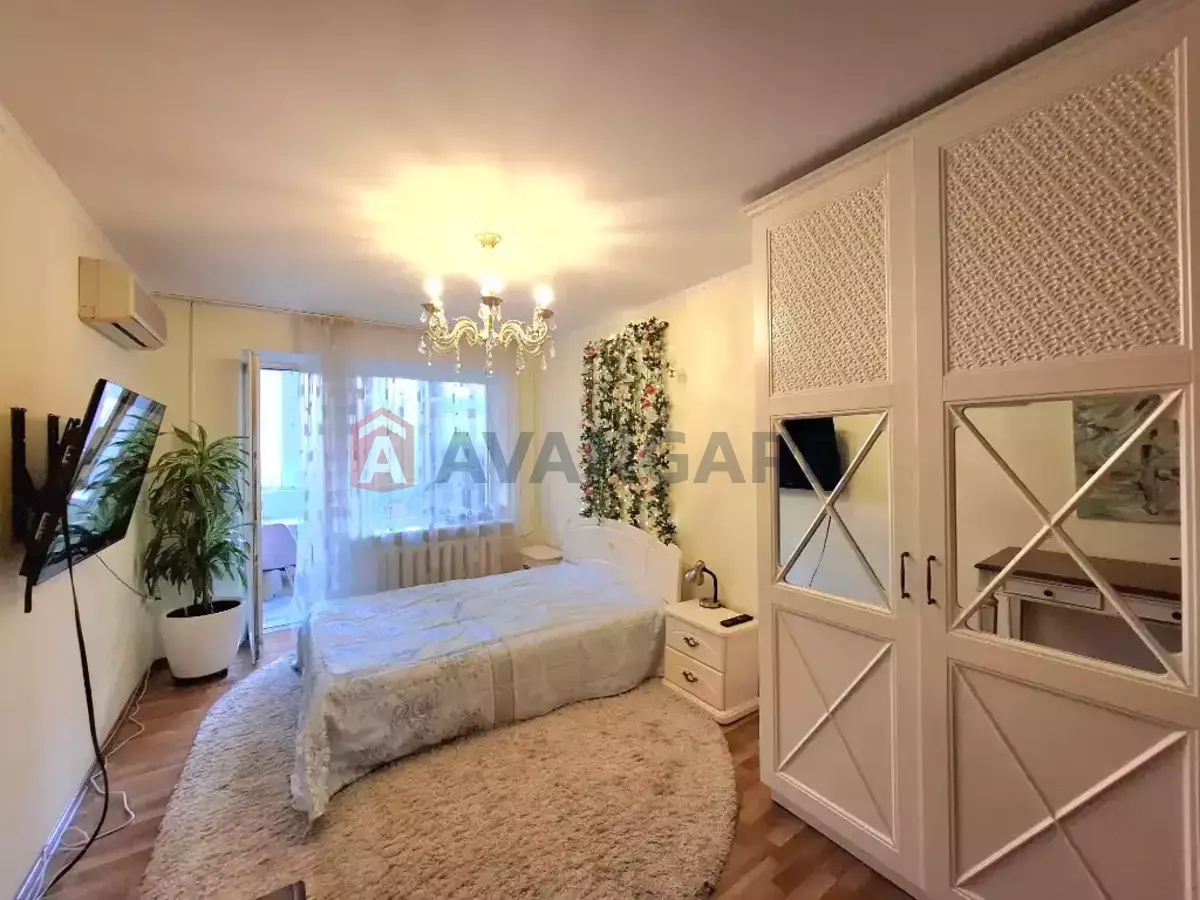 3 ��. ��������, 70/-/- ��. �., 3/9 ������ ���� 10