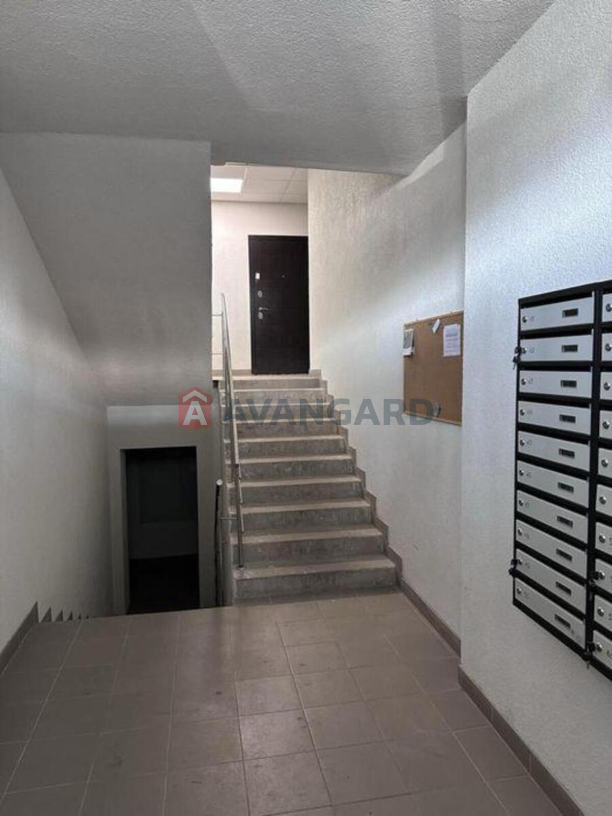 1 ��. ��������, 30/-/30 ��. �., 4/5 ������ ���� 3