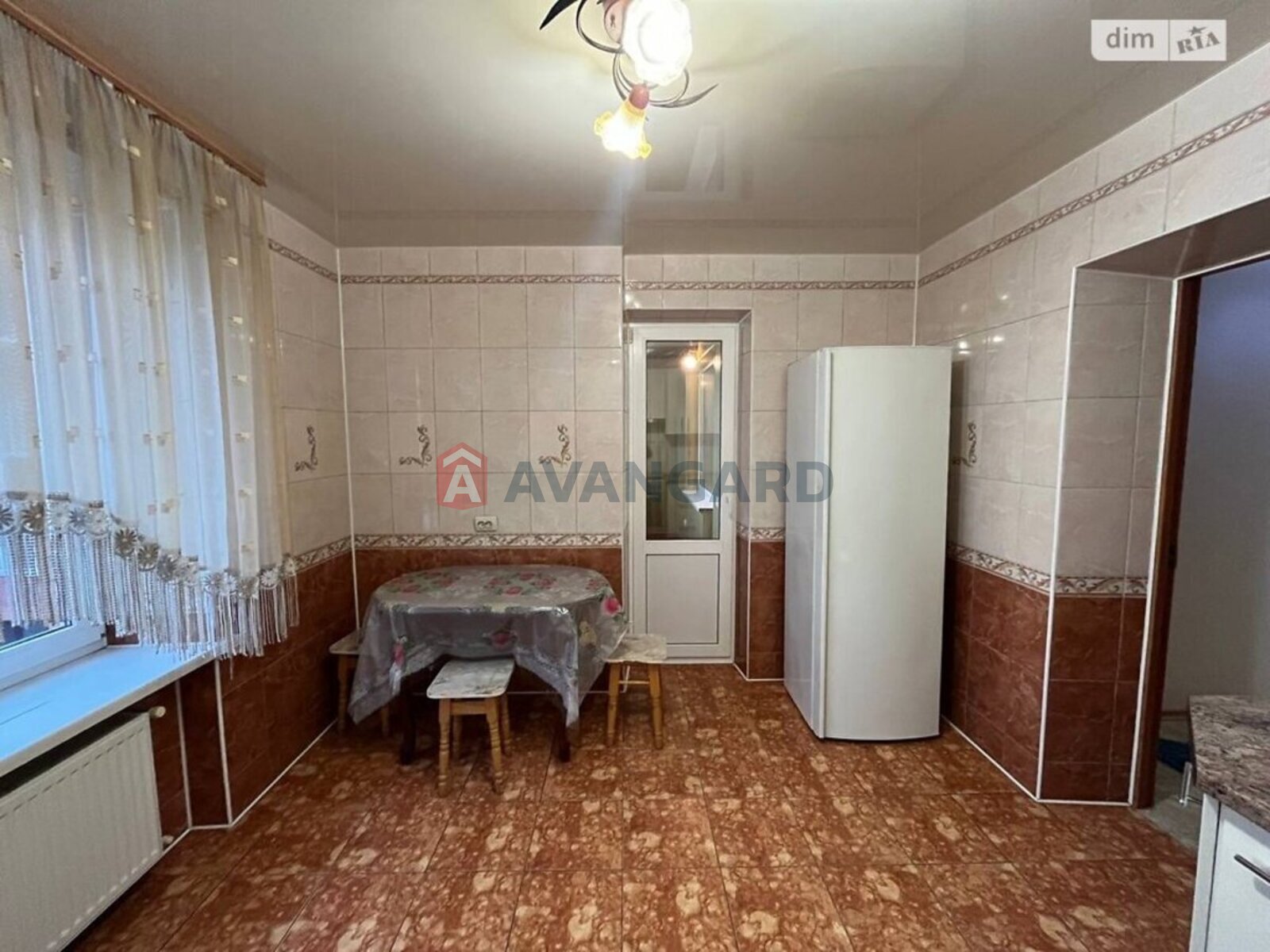 3 ��. ��������, 95/50/11 ��. �., 4/6 ������ ���� 10