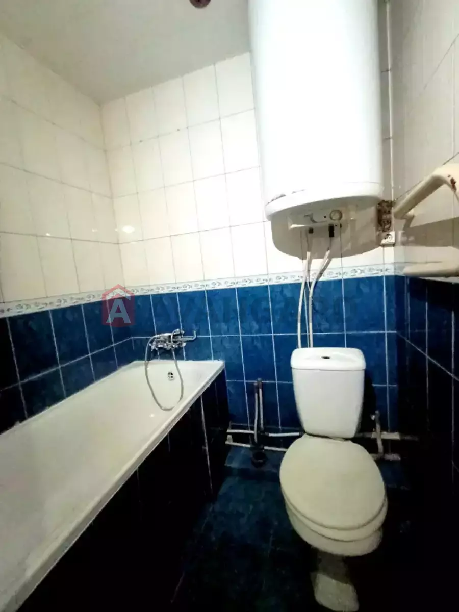 1 . , 30/-/7 . ., 8/12   6