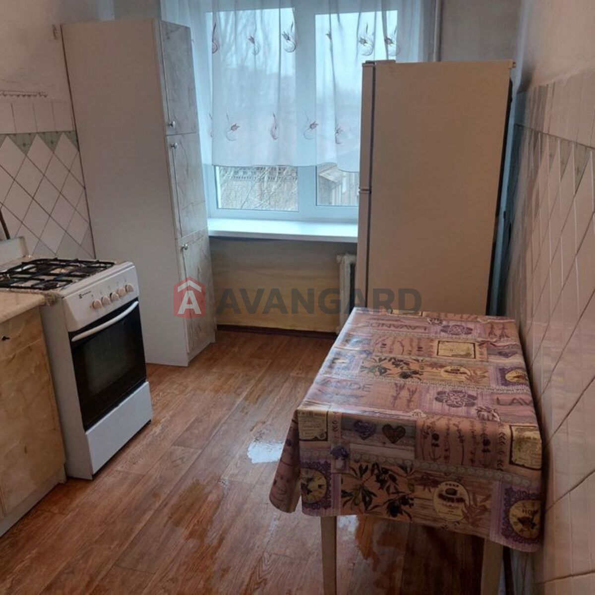 3 ��. ��������, 64/-/9 ��. �., 5/9 ������ ���� 7