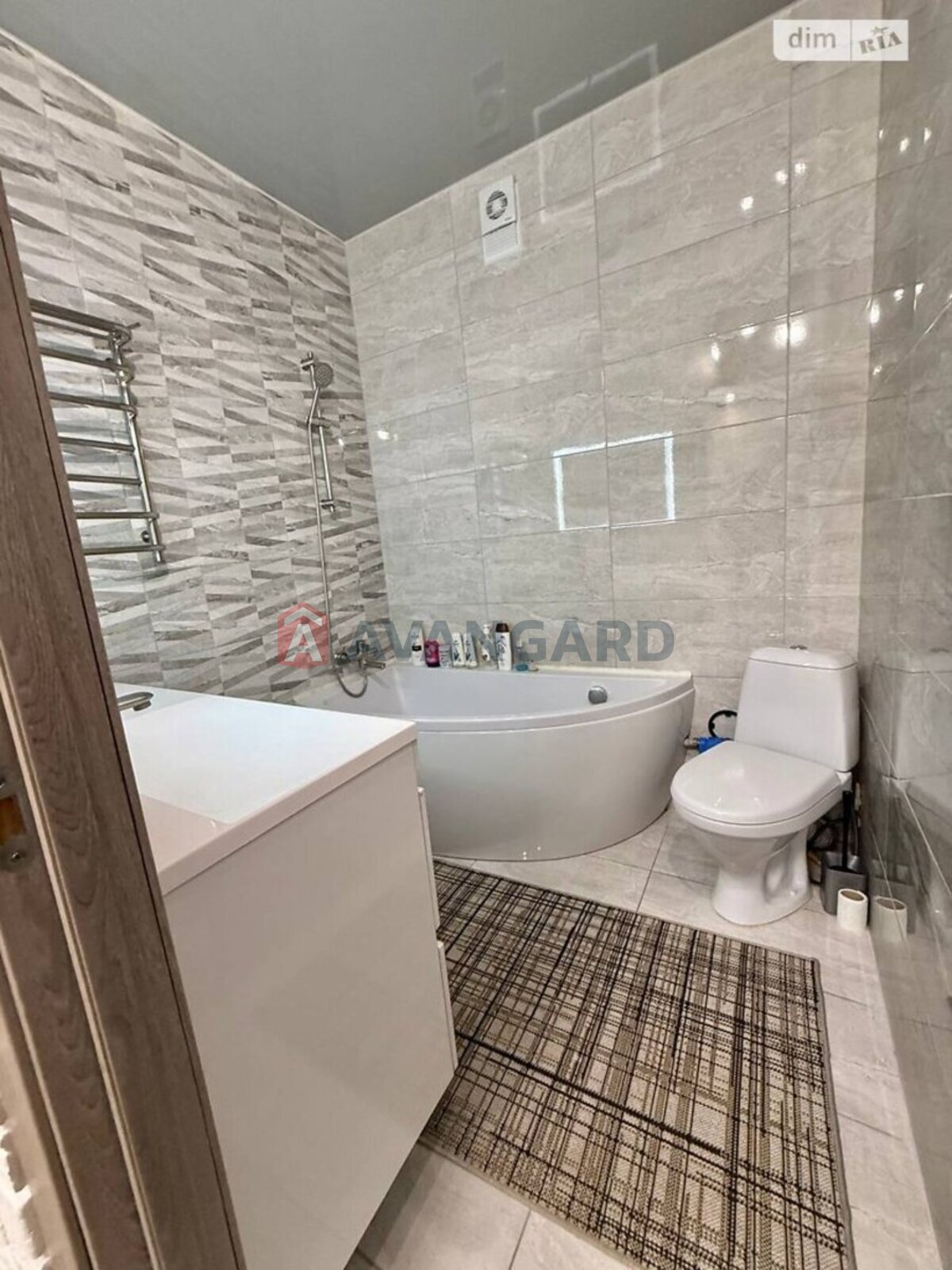 1 ��. ��������, 58/-/- ��. �., 7/10 ������ ���� 10