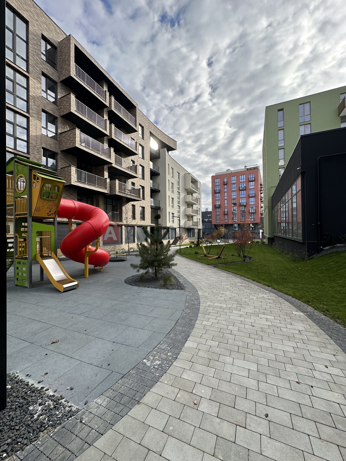 2 комн. квартира, 86.30/26.70/33.10 кв. м., 1/6 этаж фото 1 2 комн. квартира, 86.30/26.70/33.10 кв. м., 1/6 этаж фото 1