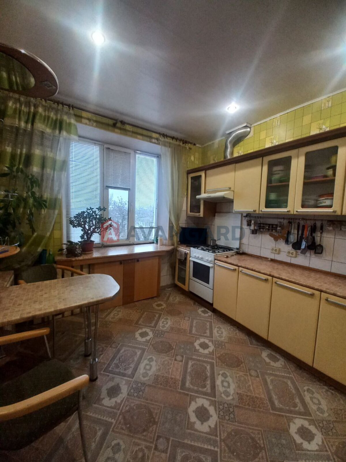 2 кім. квартира, 57/-/13 кв. м., 5/5 поверх фото 11 2 кім. квартира, 57/-/13 кв. м., 5/5 поверх фото 11