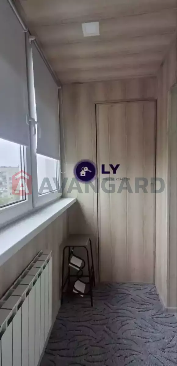 2 ����. ��������, 45/-/8 ��. �., 9/9 ���� ���� 22