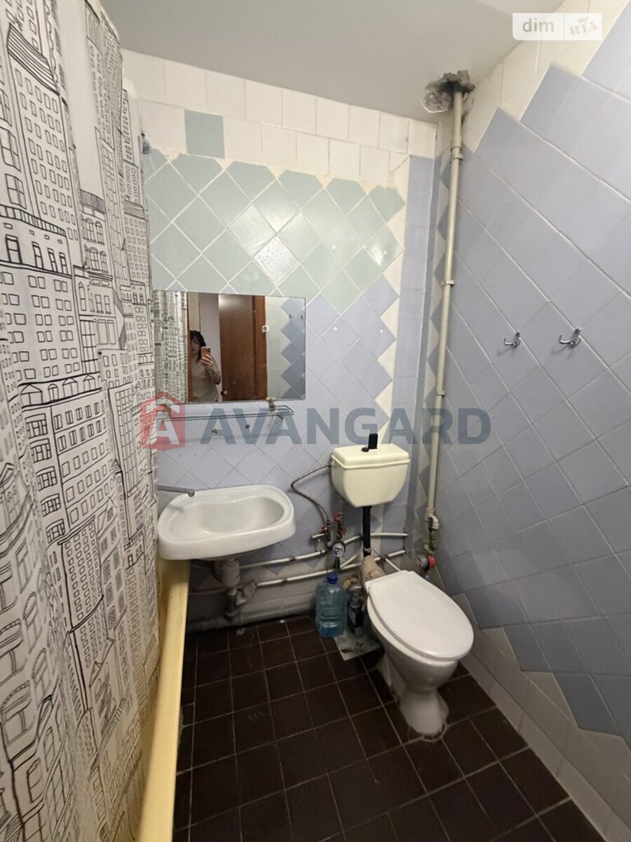 1 ��. ��������, 38/-/7 ��. �., 3/10 ������ ���� 16