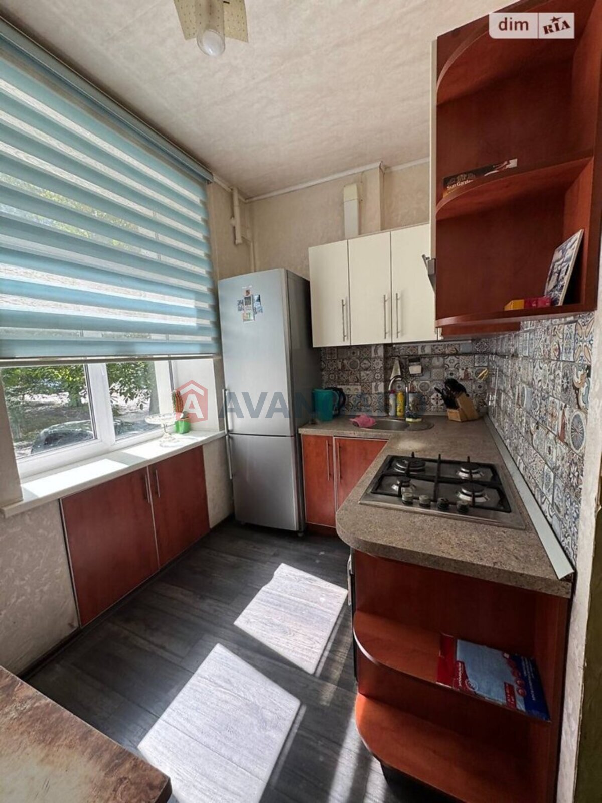 3 ����. ��������, 70/40/7 ��. �., 1/6 ���� ���� 6