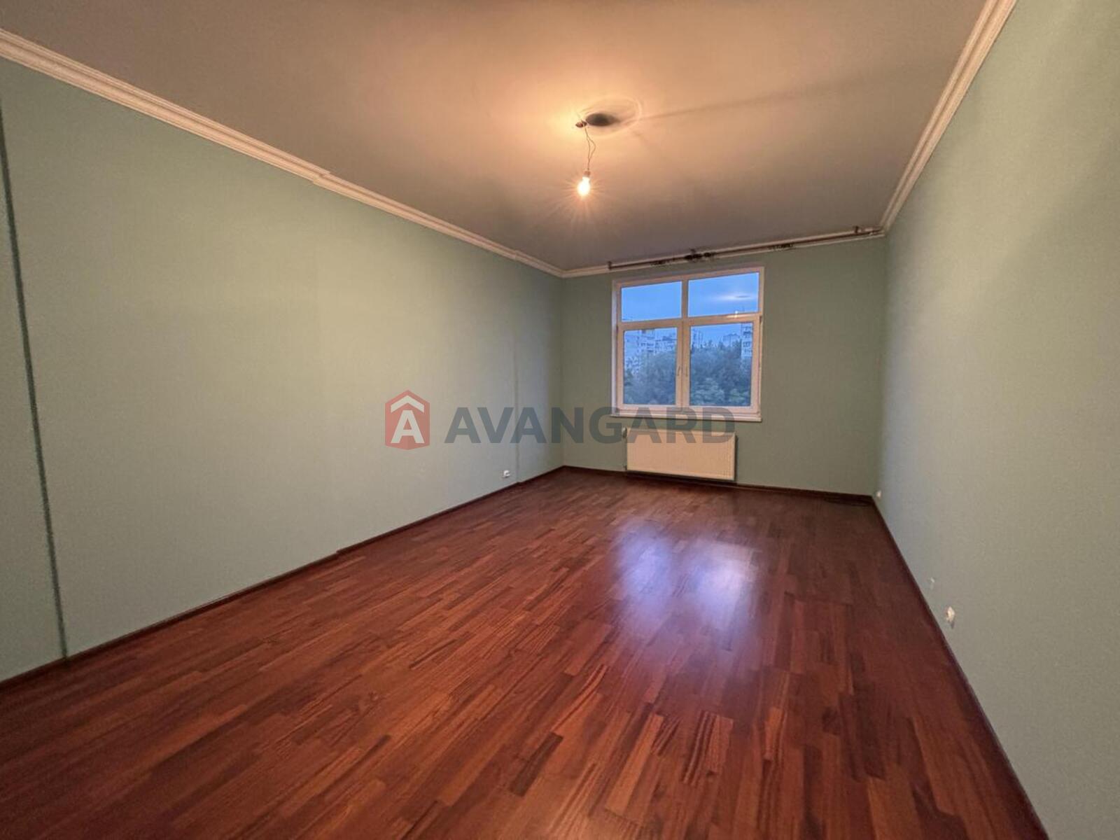 2 ��. ��������, 95/53/16 ��. �., 9/25 ������ ���� 3