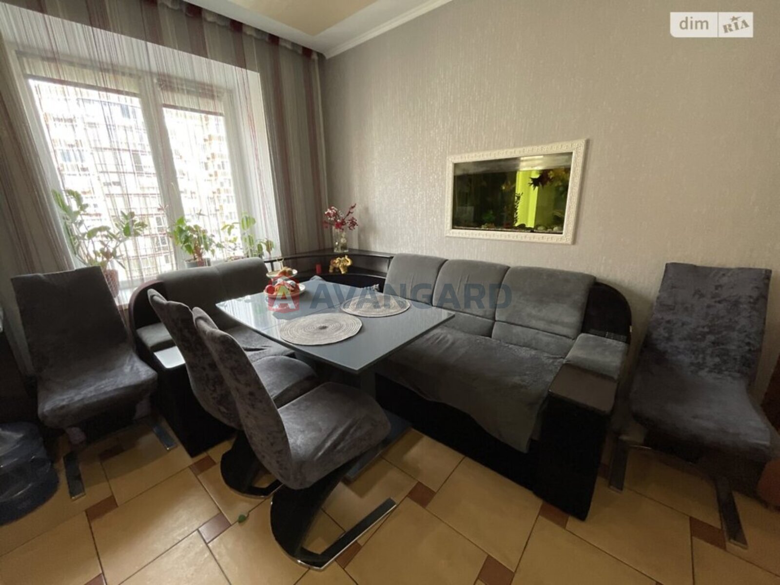 1 ����. ��������, 45/19/15 ��. �., 8/12 ���� ���� 20