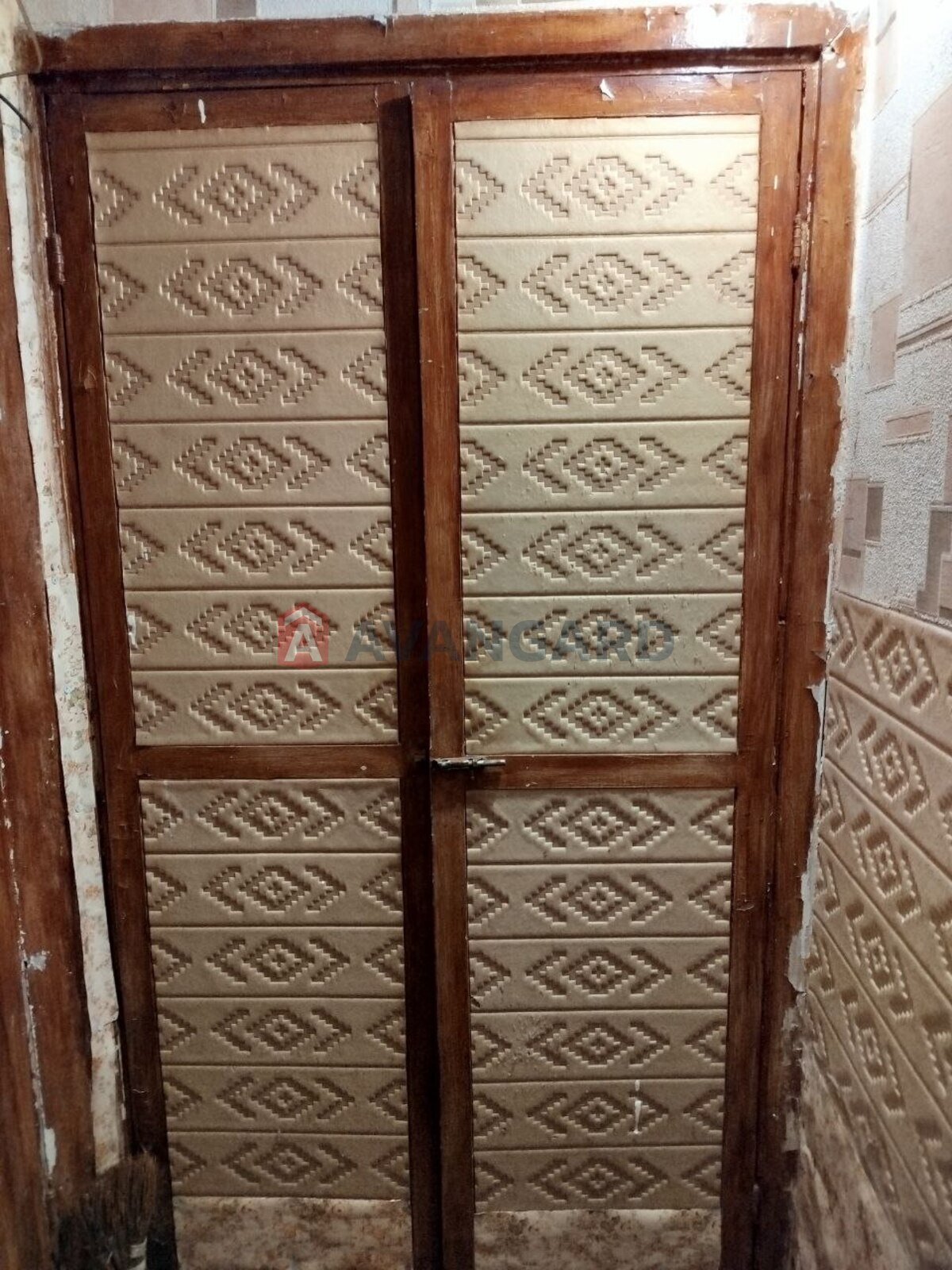 1 ����. ��������, 29,8 / 21 / 7.1 ��. �., 5/5 ���� ���� 11