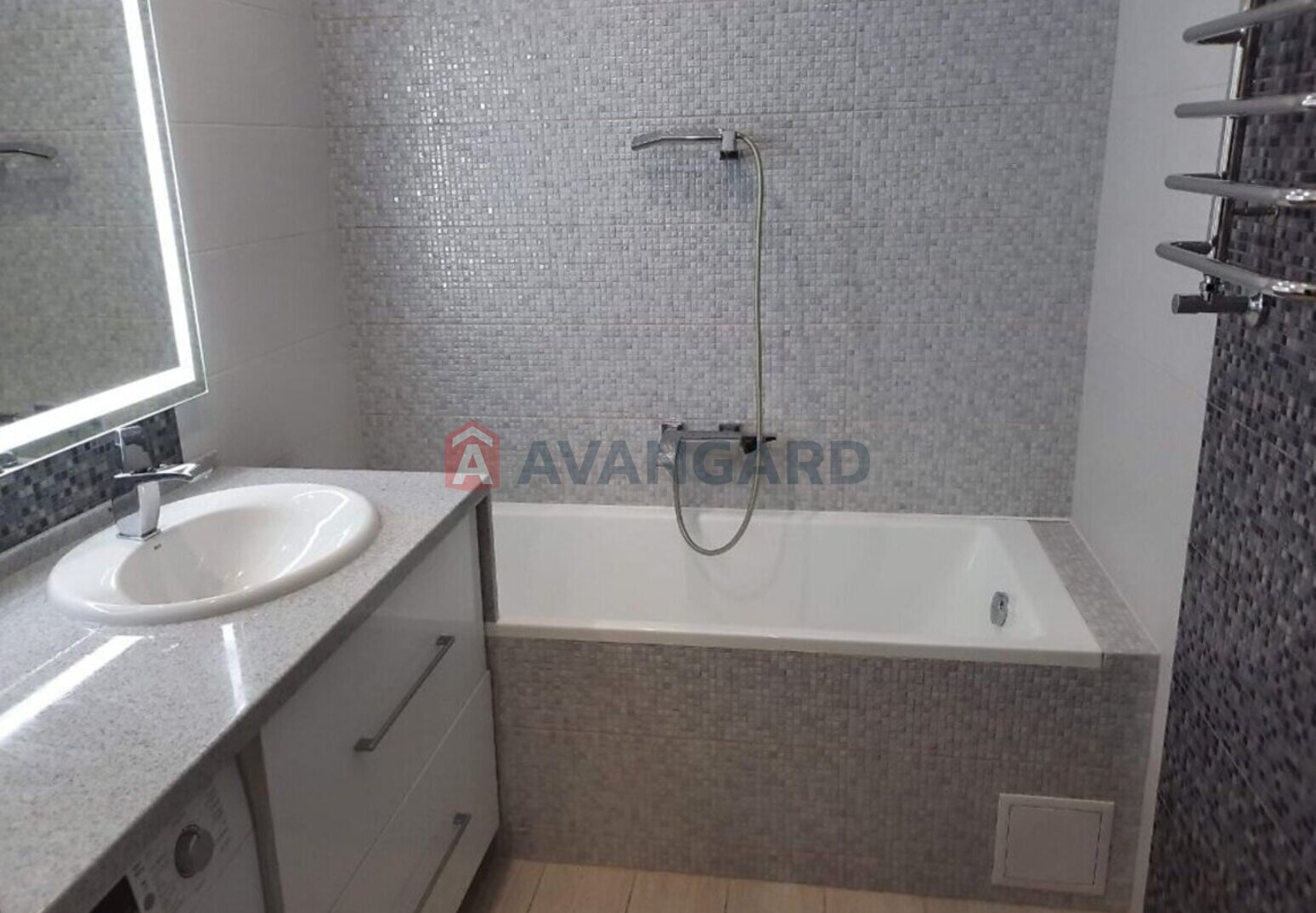 2 ��. ��������, 78/-/16 ��. �., 4/7 ������ ���� 15