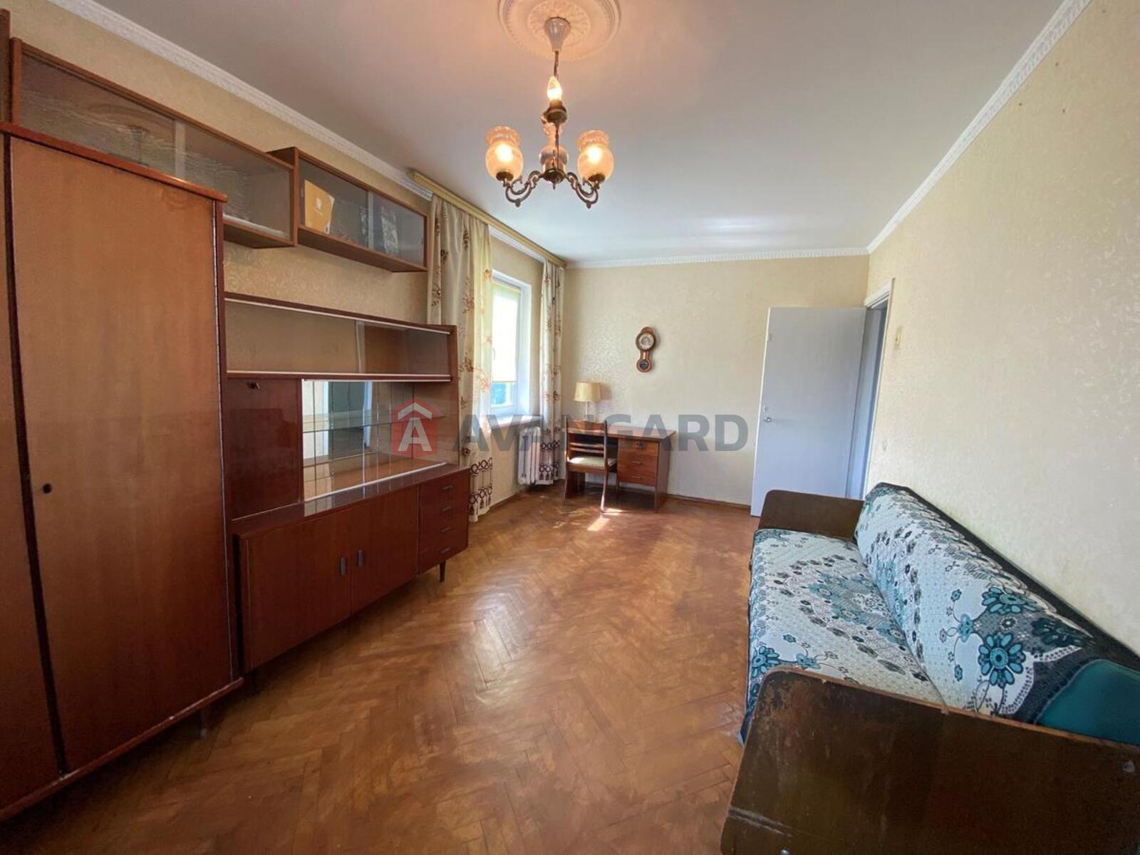 3 ����. ��������, 58/39/8 ��. �., 8/9 ���� ���� 5