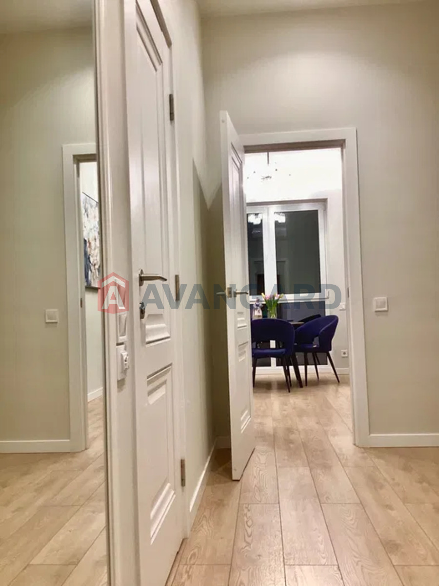 1 ��. ��������, 70/-/15 ��. �., 26/26 ������ ���� 4