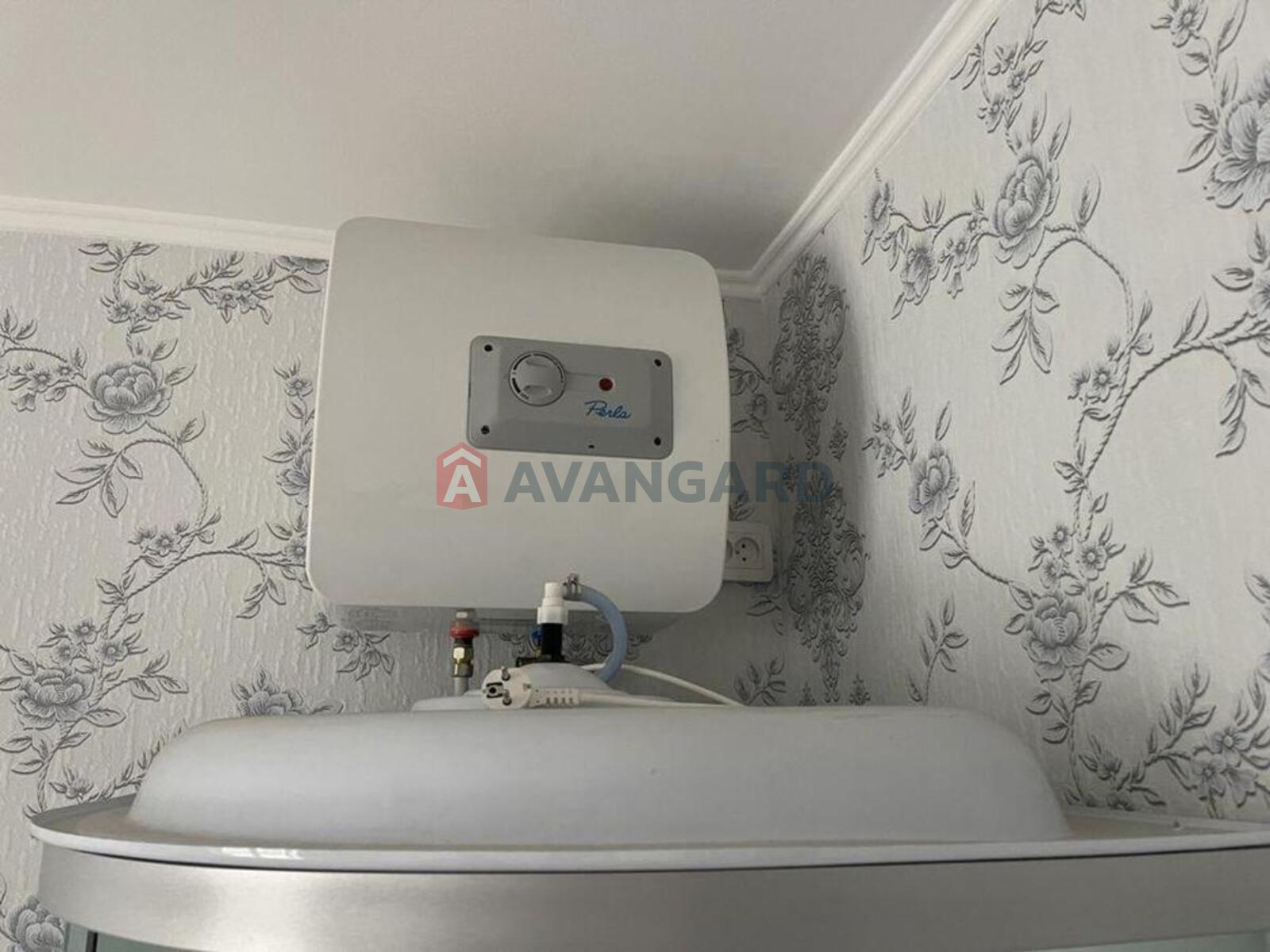 2 ����. ��������, 20/-/10 ��. �., 2/2 ���� ���� 8