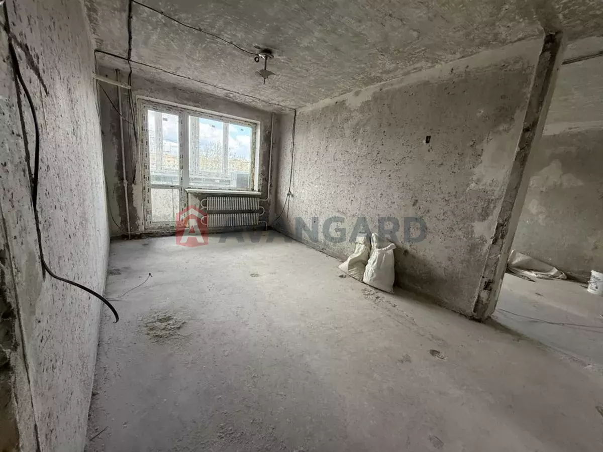 5 ��. ��������, 106/-/15 ��. �., 8/10 ������ ���� 9