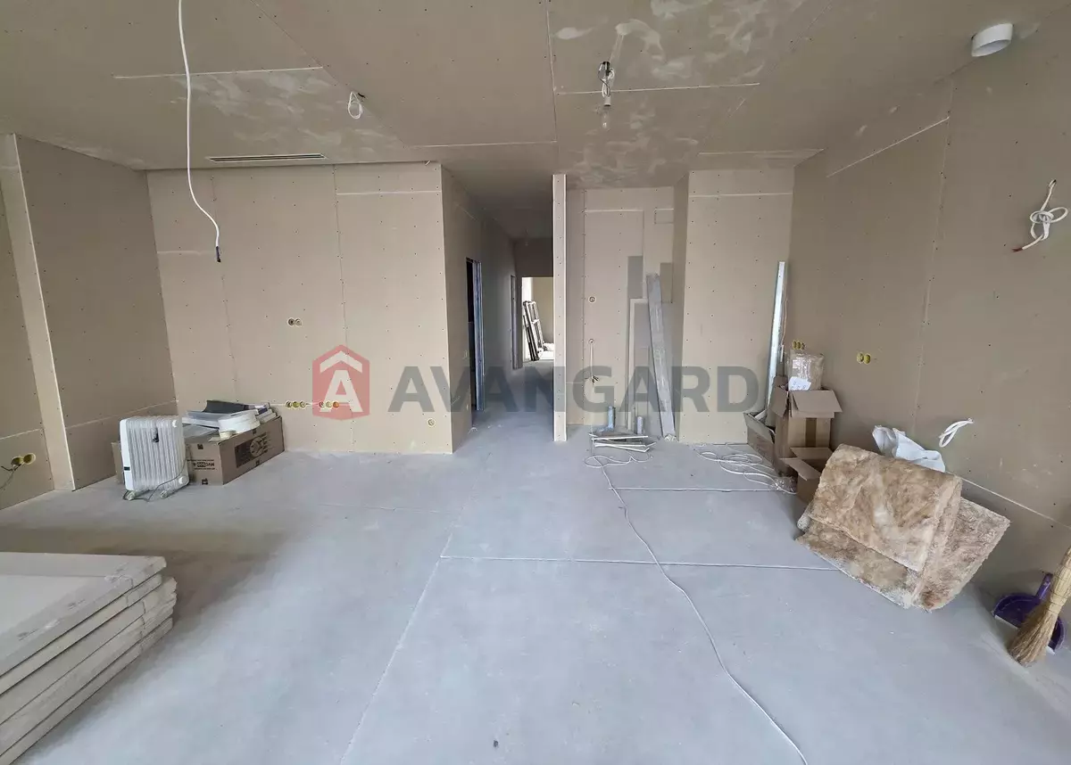 3 ����. ��������, 105/-/- ��. �., 4/12 ���� ���� 2