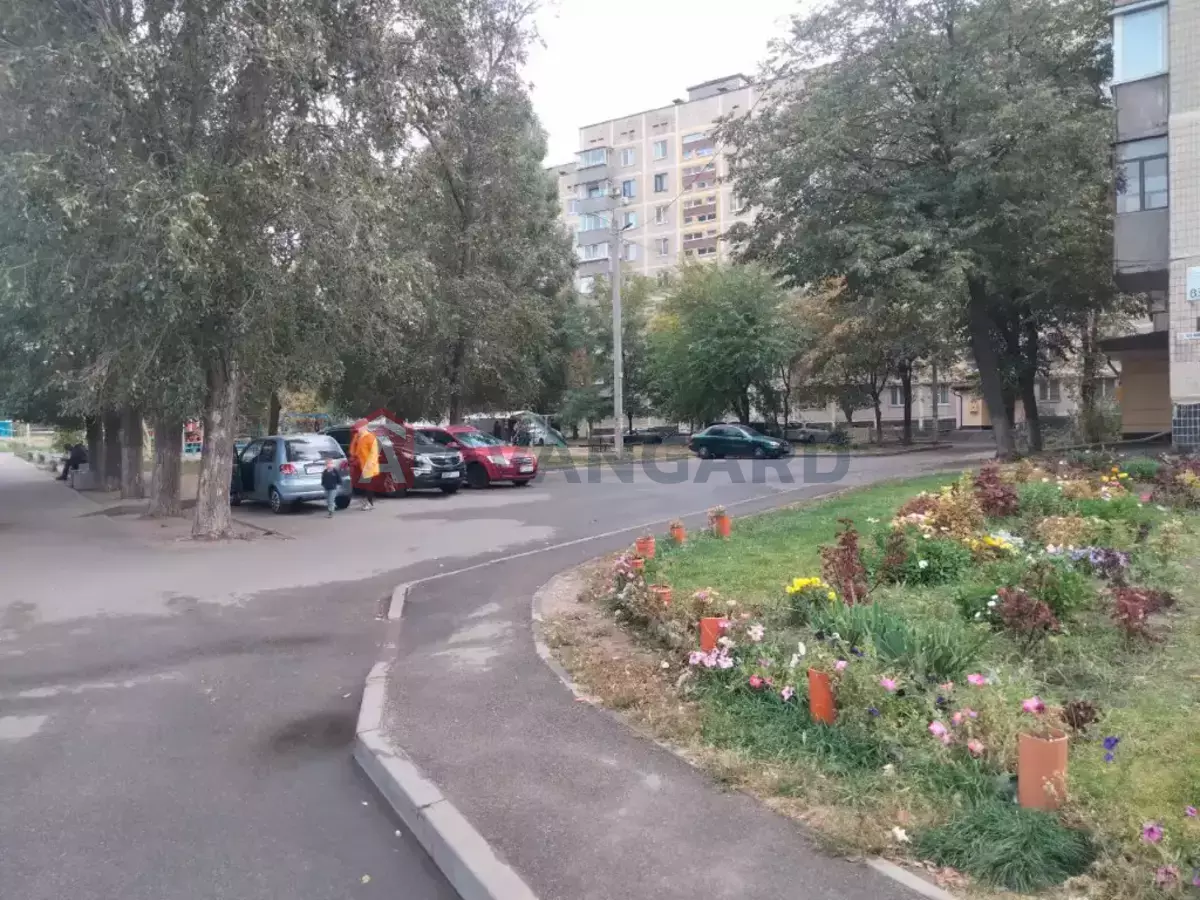 2 ��. ��������, 44/-/7 ��. �., 7/9 ������ ���� 6