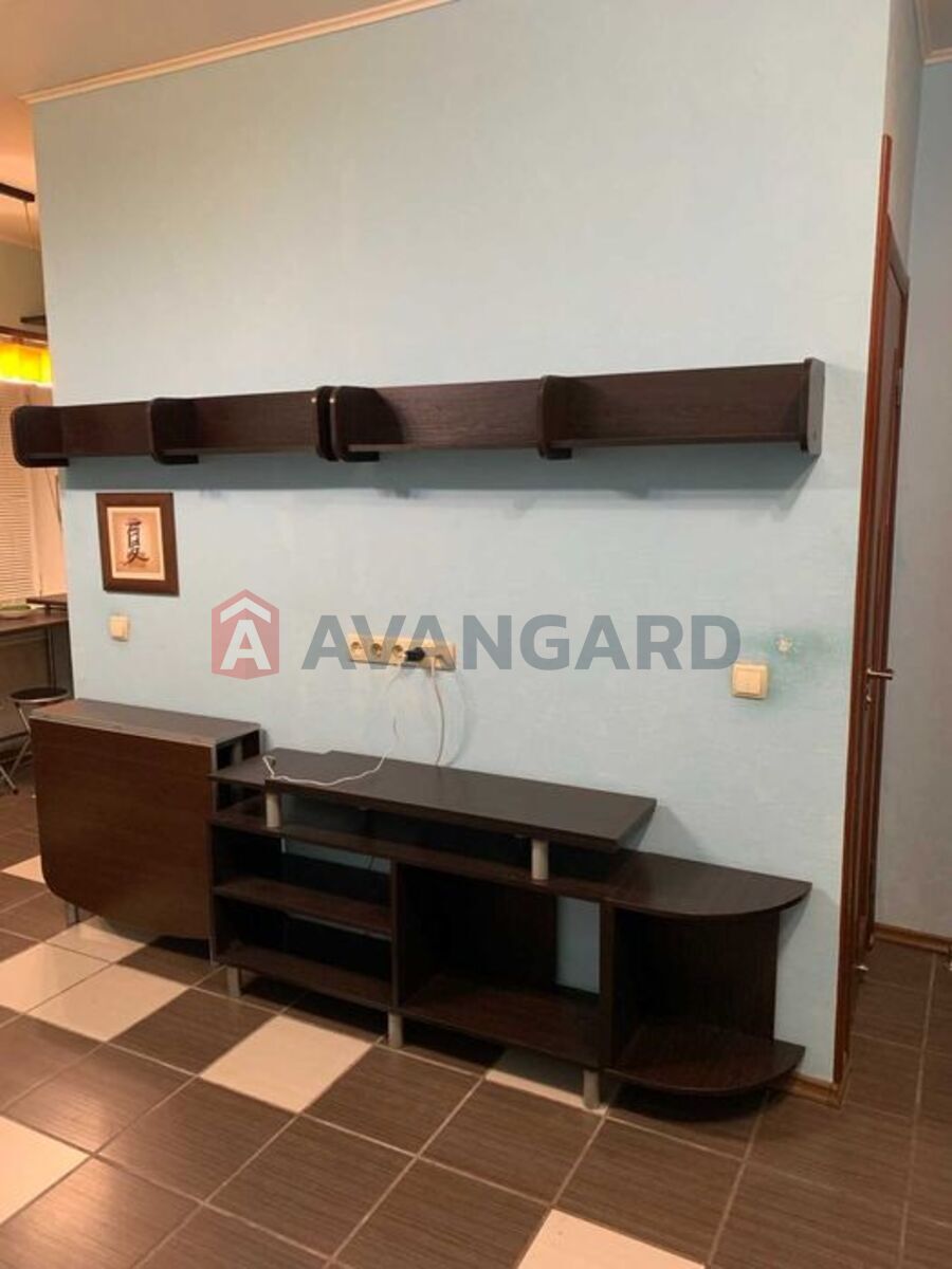 2 . , 41/-/5 . ., 1/5   8