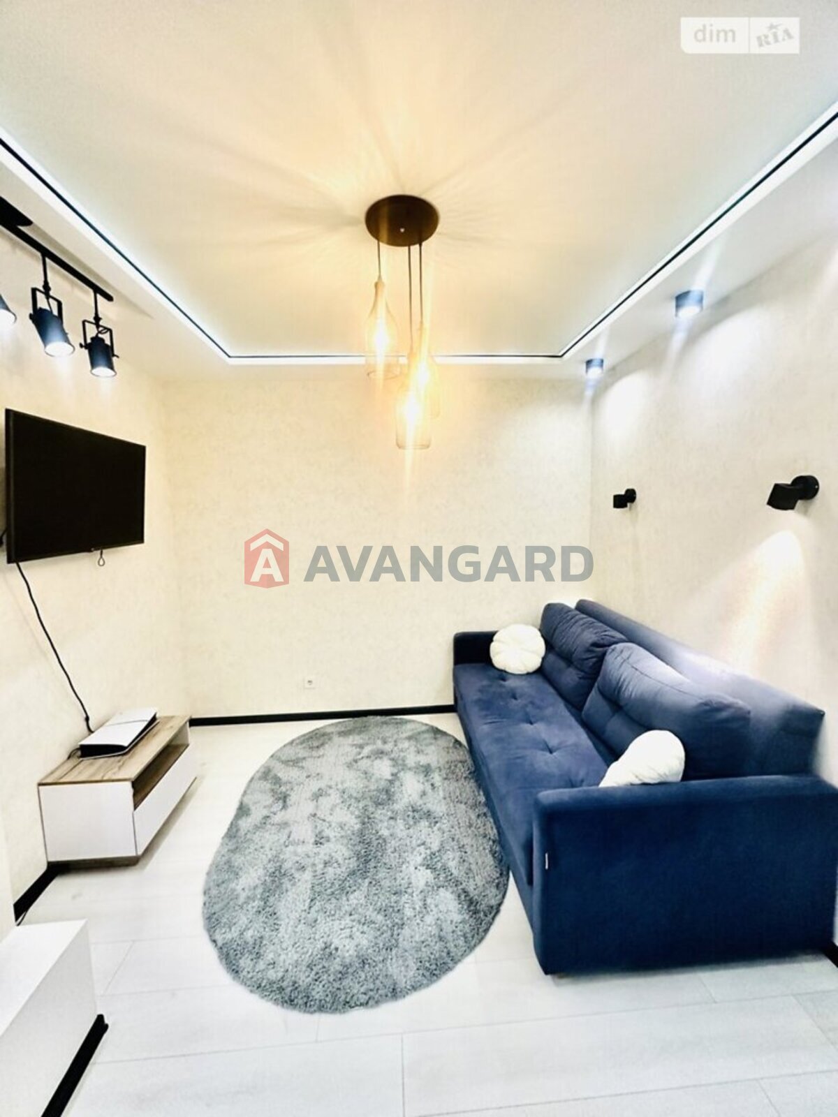 2 ��. ��������, 55/-/- ��. �., 1/9 ������ ���� 4