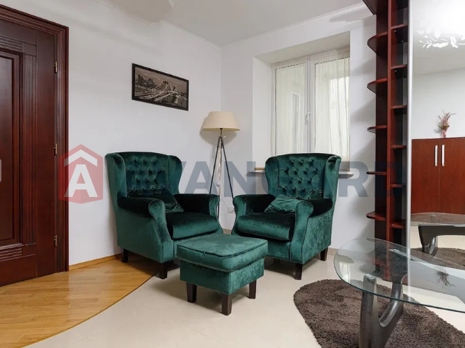 2 кім. квартира, 112/-/29 кв. м., 3/5 поверх фото 1 2 кім. квартира, 112/-/29 кв. м., 3/5 поверх фото 1