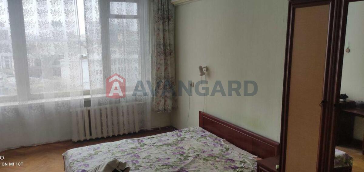 2 ��. ��������, 60/-/8 ��. �., 9/9 ������ ���� 3