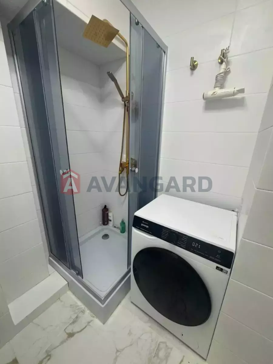 1 ��. ��������, 26/23/4 ��. �., 3/9 ������ ���� 14