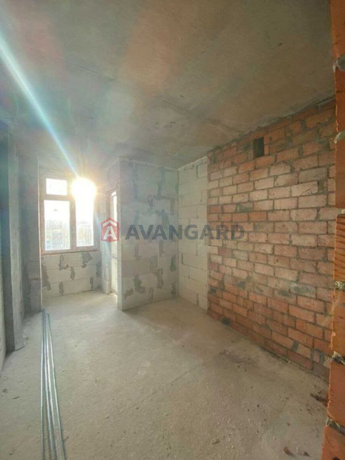 1 ��. ��������, 35/-/9 ��. �., 10/10 ������ ���� 3