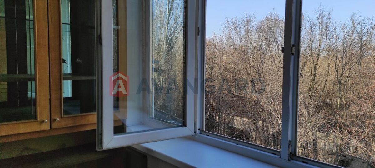 1 ��. ��������, 30/-/6 ��. �., 5/5 ������ ���� 3