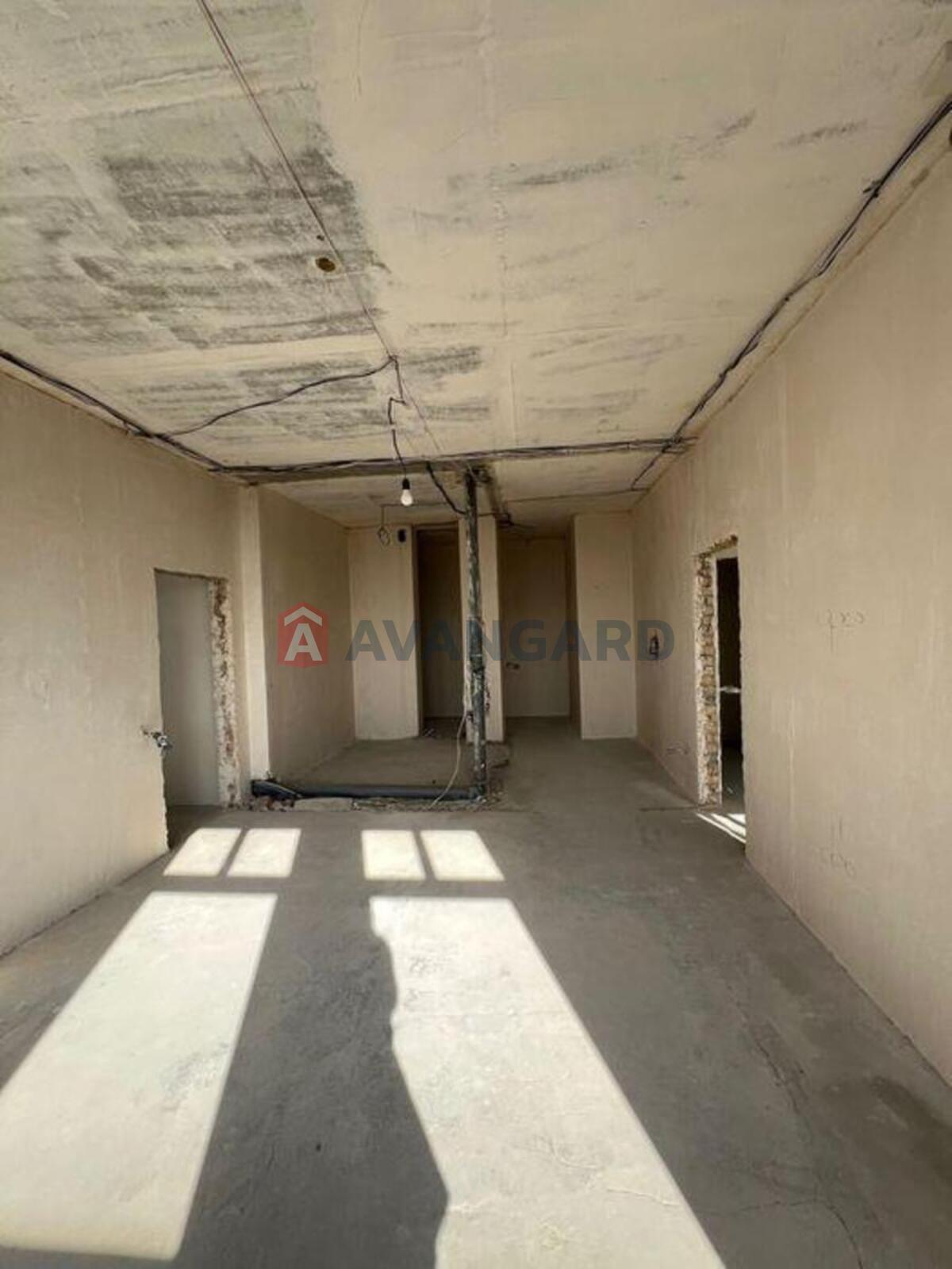 3 ��. ��������, 140/-/41 ��. �., 13/15 ������ ���� 8