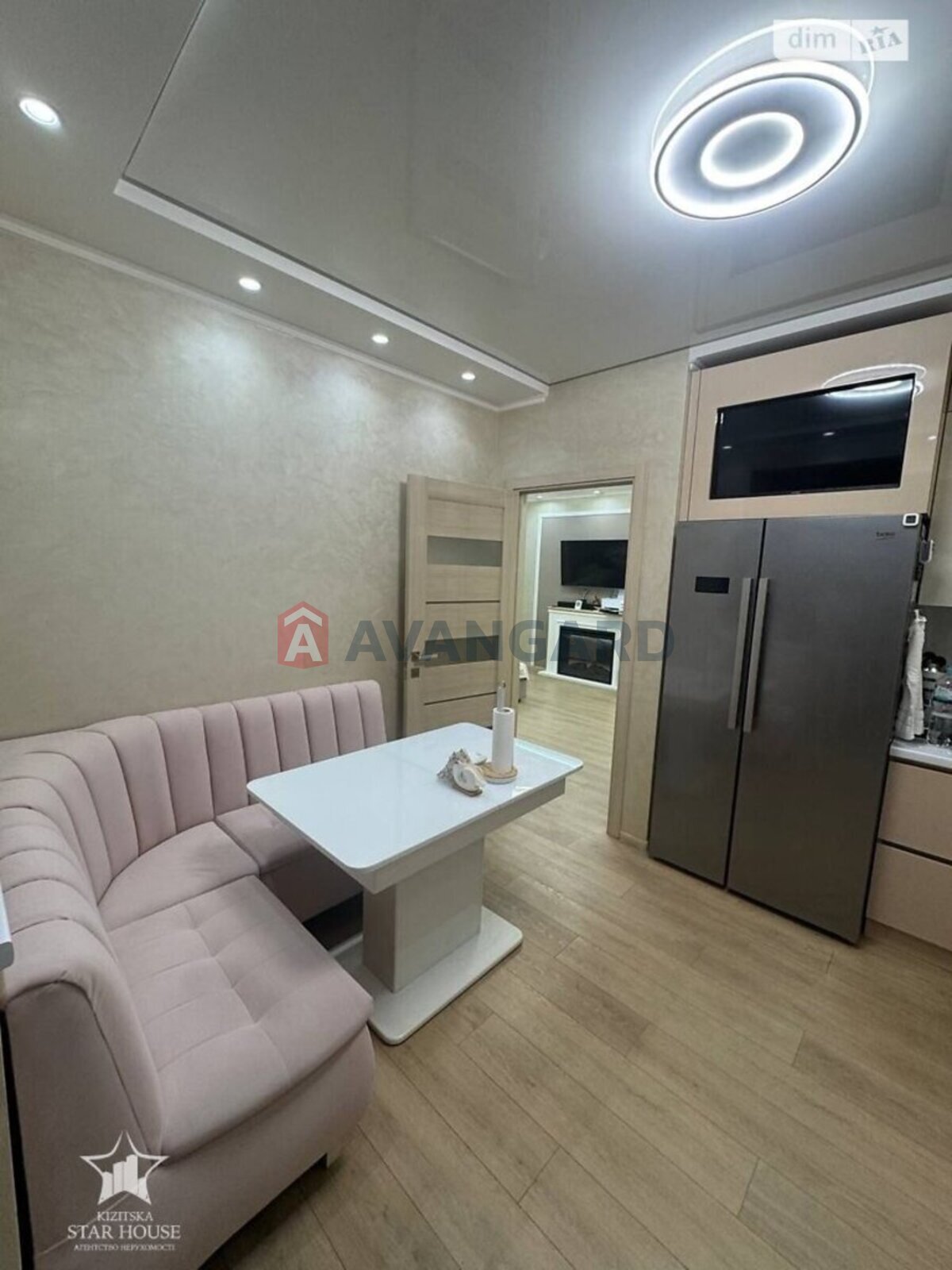 2 ��. ��������, 77/38/18 ��. �., 4/9 ������ ���� 6