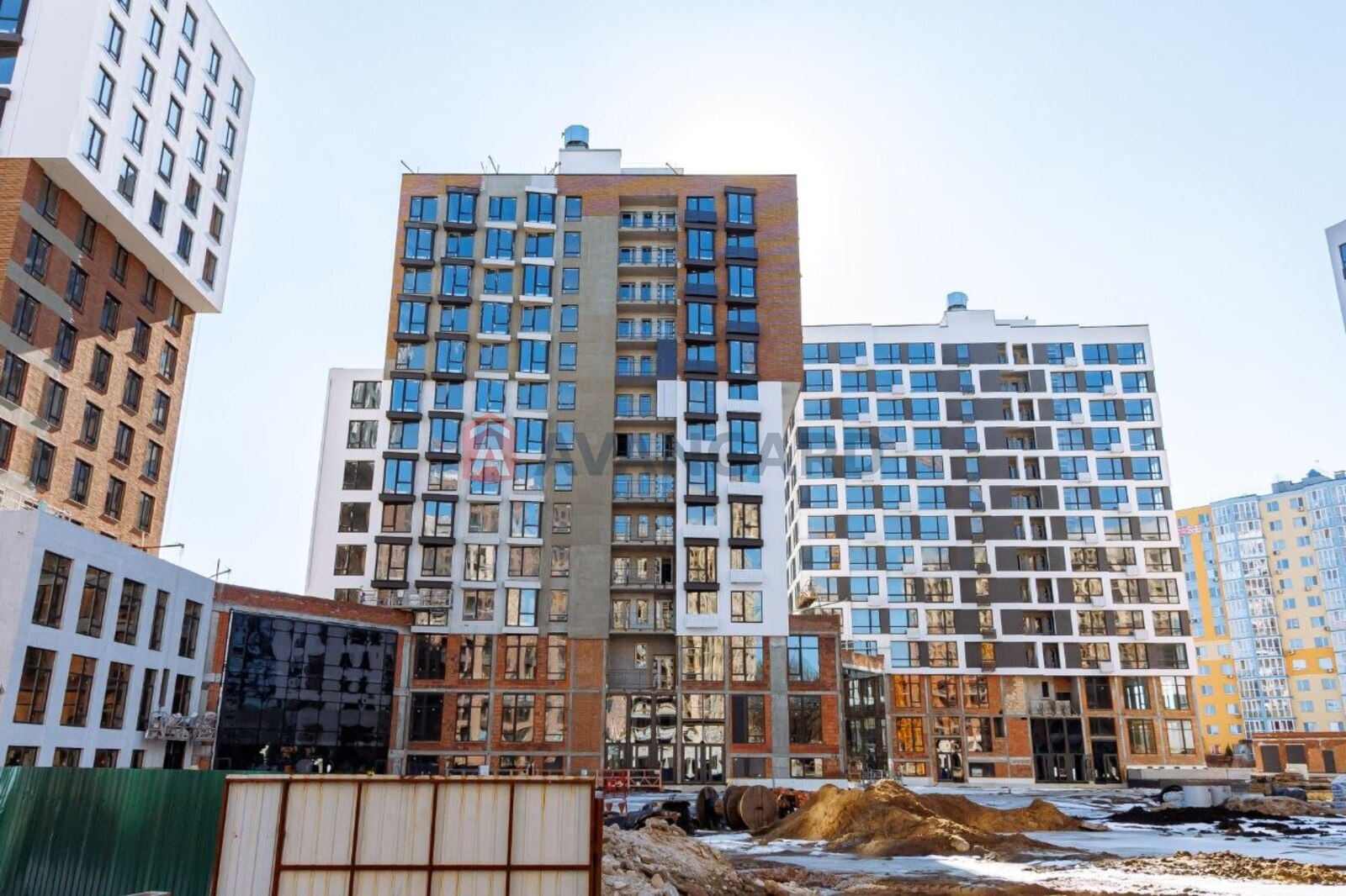 3 ��. ��������, 74,46/31/24 ��. �., 8/8 ������ ���� 10