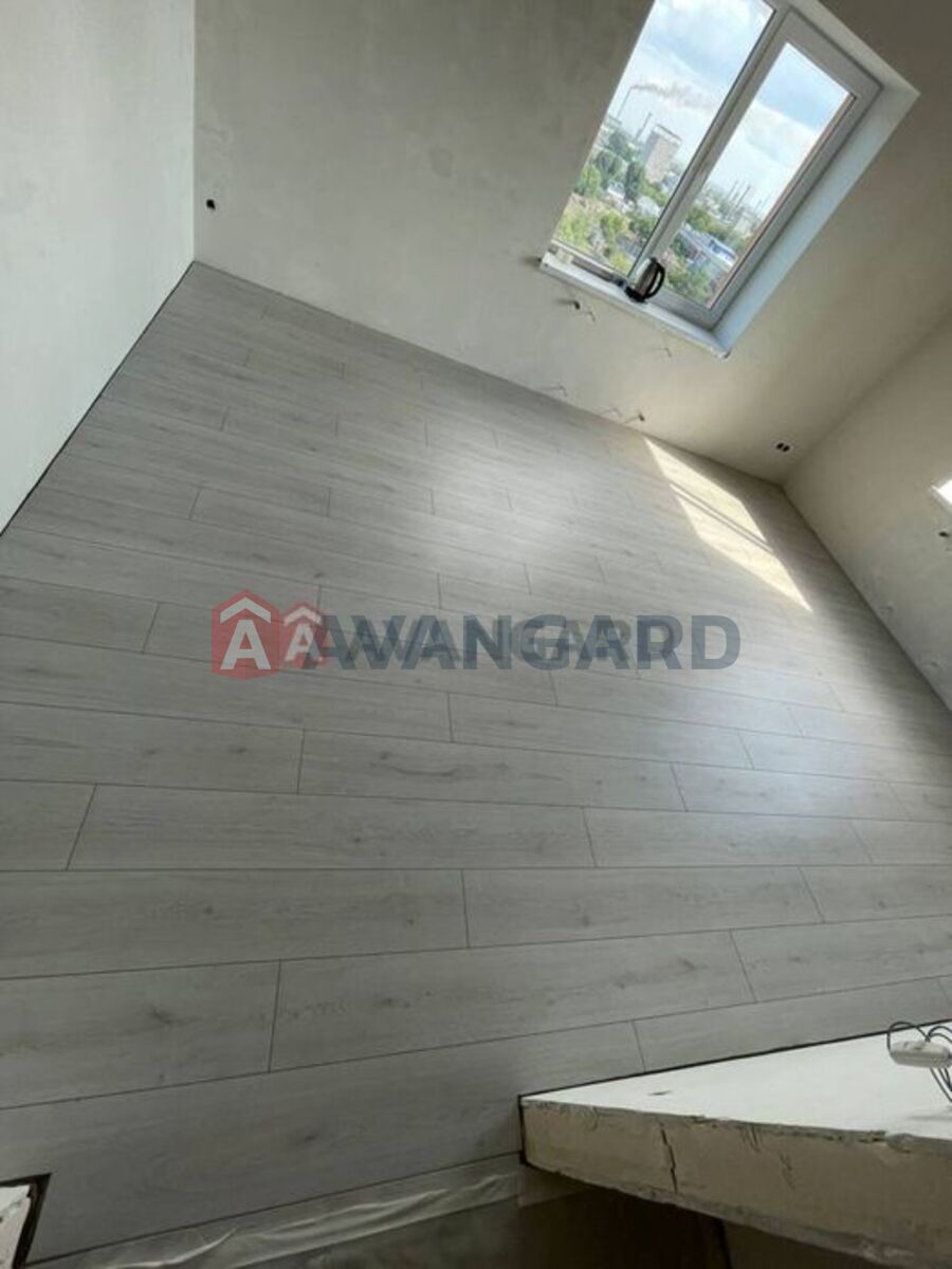 2 ��. ��������, 67/-/13 ��. �., 8/10 ������ ���� 17