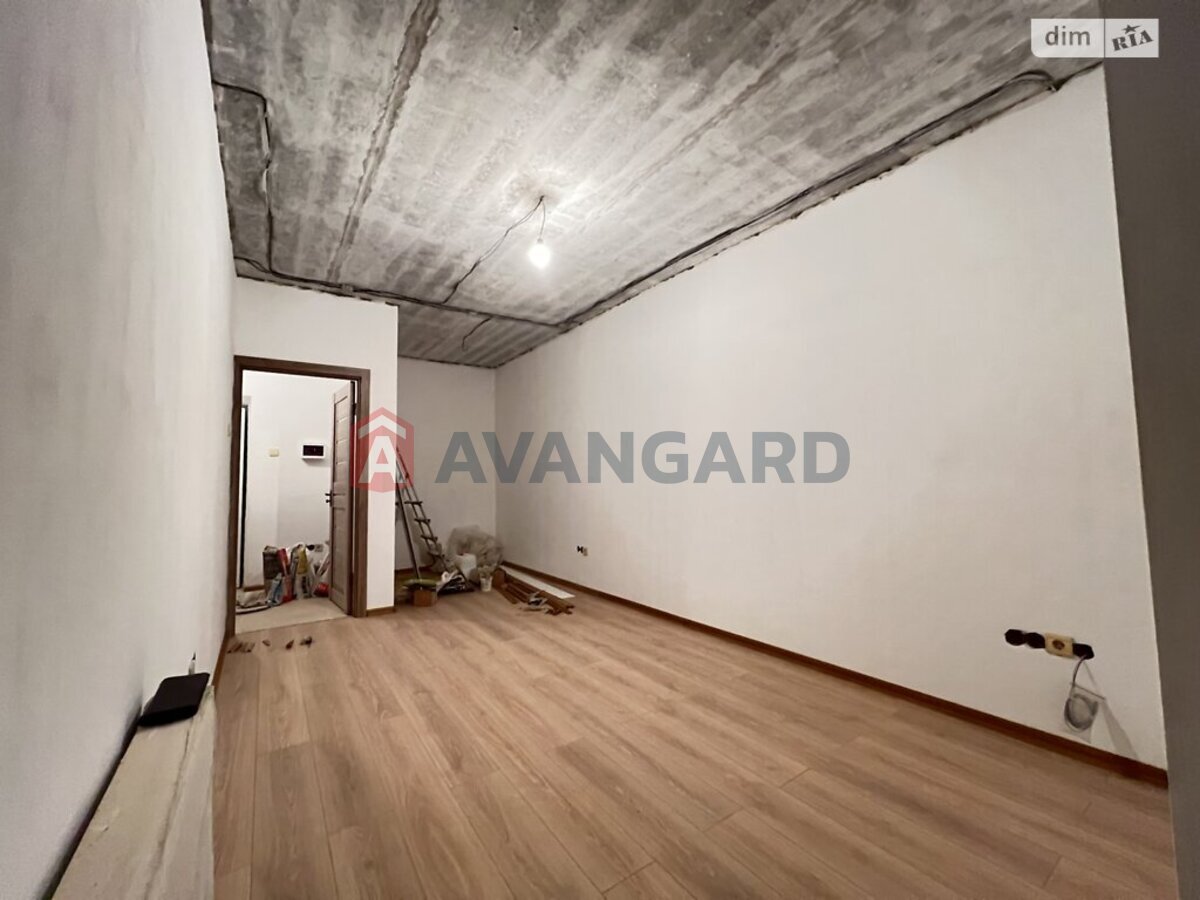 1 ��. ��������, 40/19/12 ��. �., 10/11 ������ ���� 5