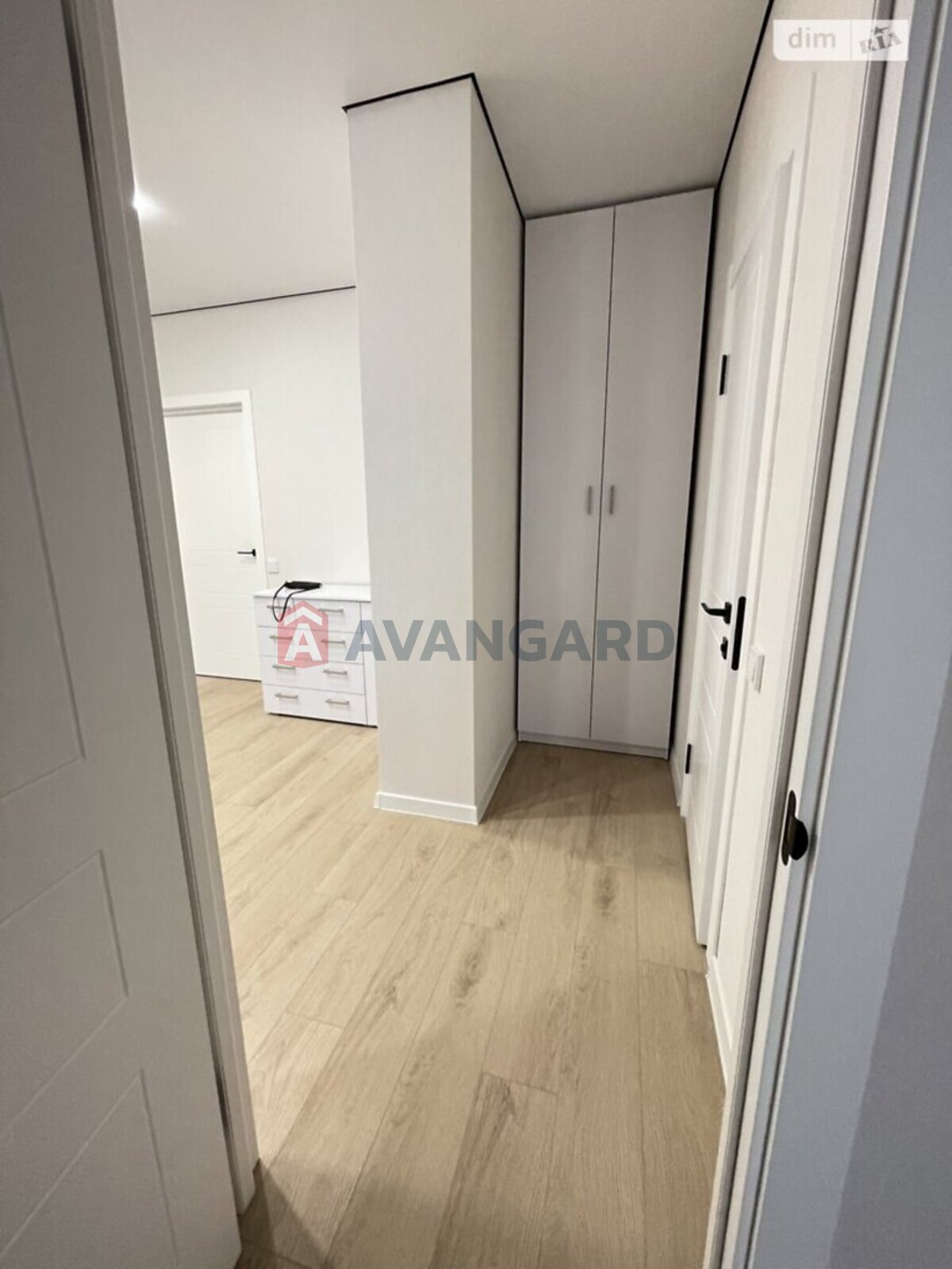 1 ��. ��������, 48/12/30 ��. �., 2/18 ������ ���� 11