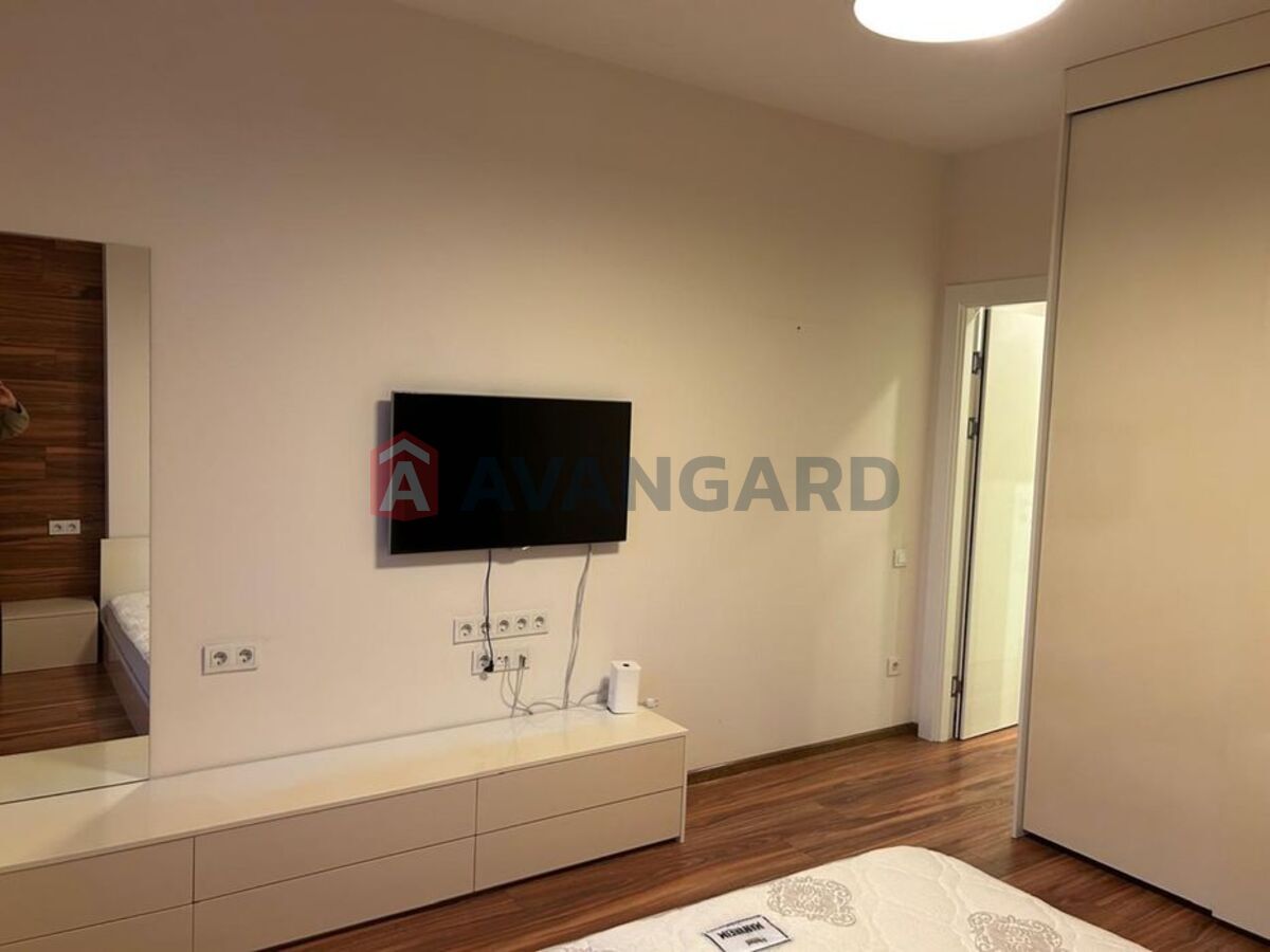 1 ��. ��������, 54/-/20 ��. �., 6/14 ������ ���� 13