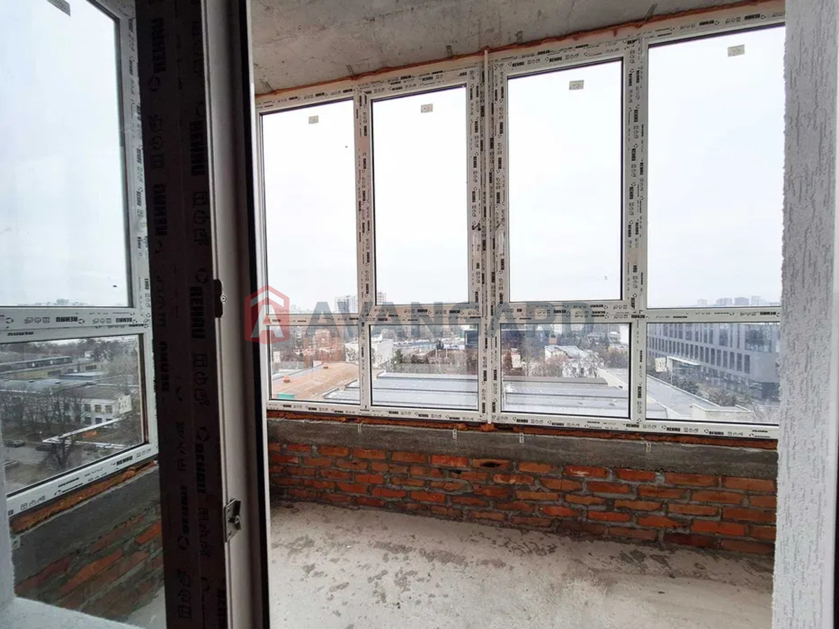 1 ��. ��������, 37/-/5 ��. �., 11/17 ������ ���� 10