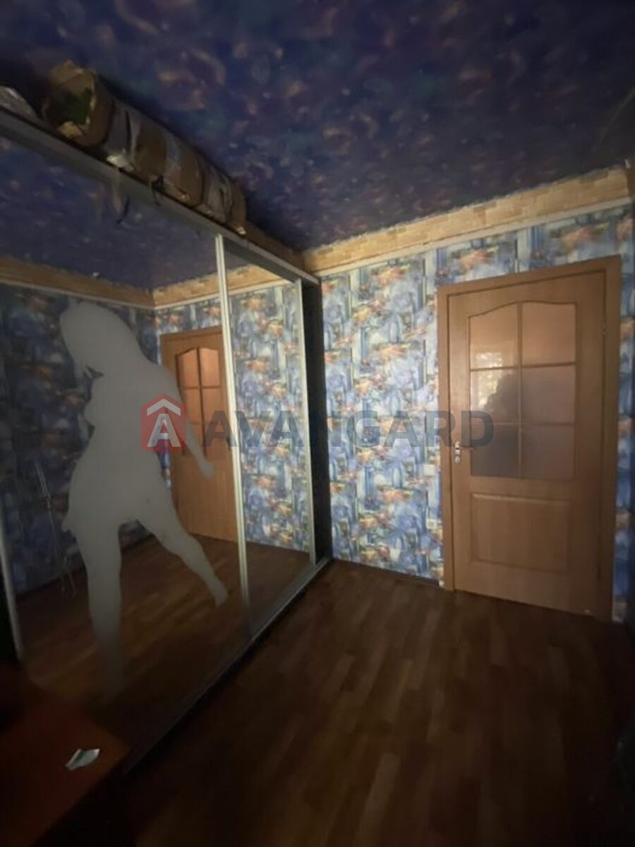 2 ����. ��������, 43/-/7 ��. �., 4/5 ���� ���� 7