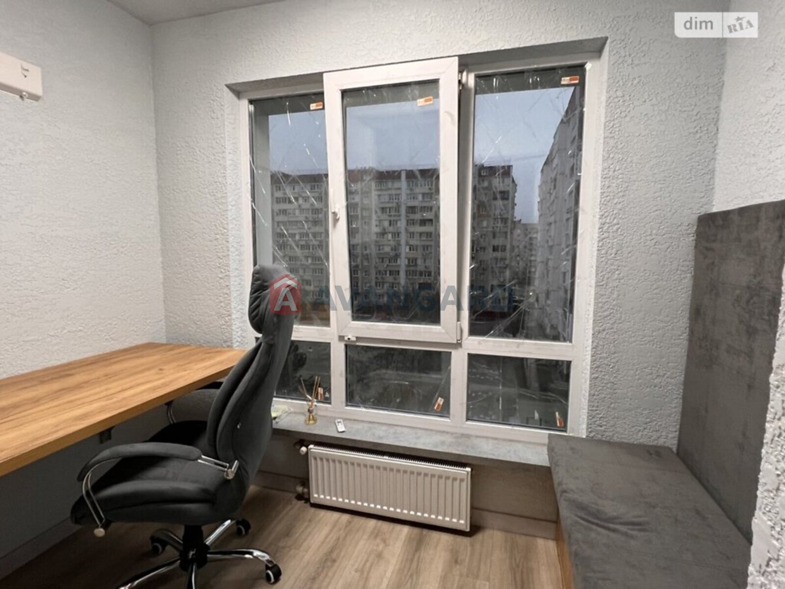 3 ��. ��������, 78/-/10 ��. �., 5/10 ������ ���� 26