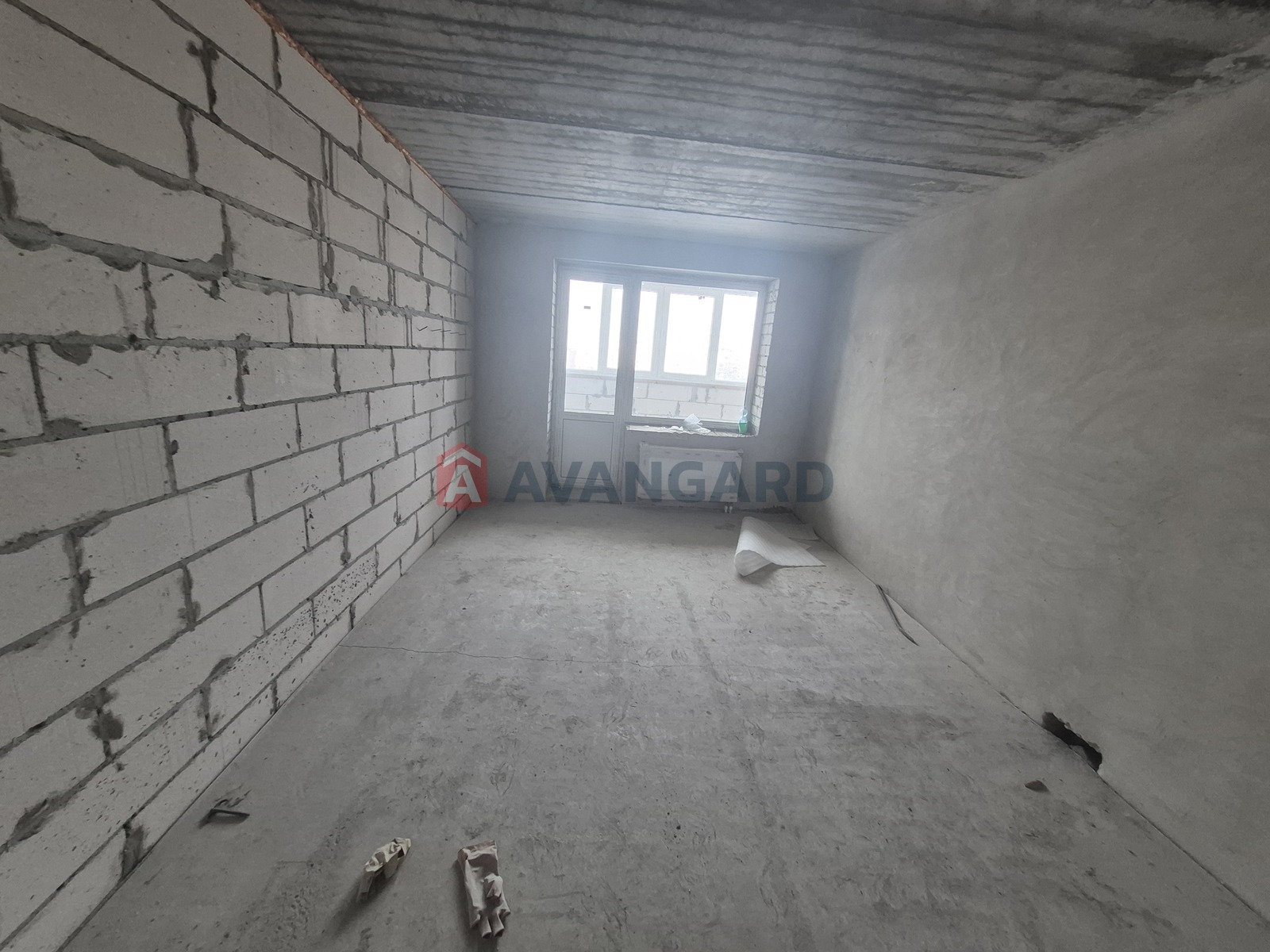 2 ��. ��������, 58/33/10 ��. �., 8/10 ������ ���� 2