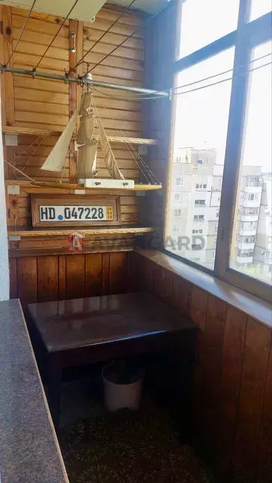 3 ��. ��������, 68/-/9 ��. �., 9/9 ������ ���� 18