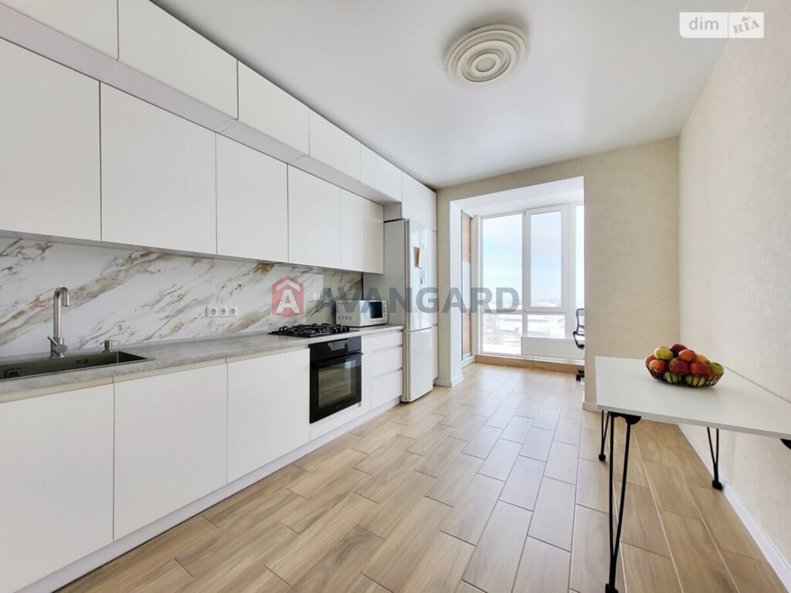 2 ��. ��������, 56/-/14 ��. �., 9/12 ������ ���� 1