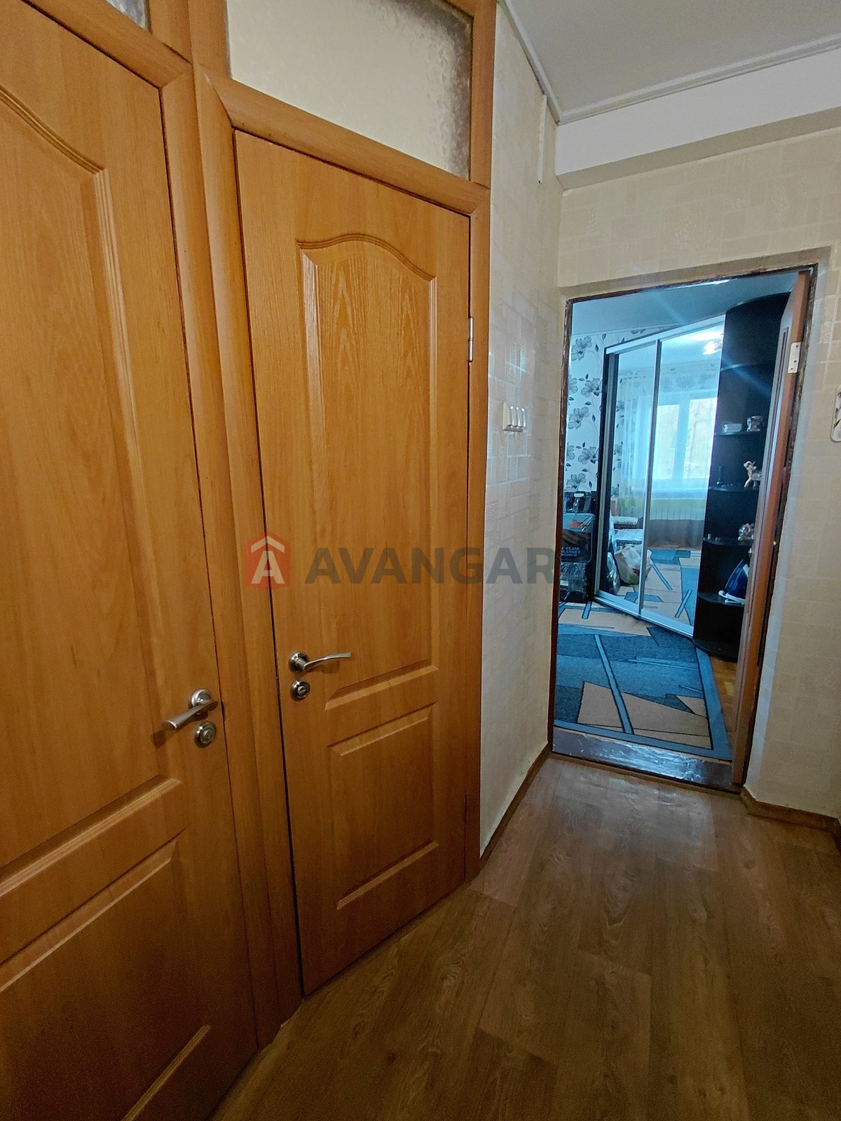 2 ��. ��������, 45/-/6 ��. �., 3/5 ������ ���� 7