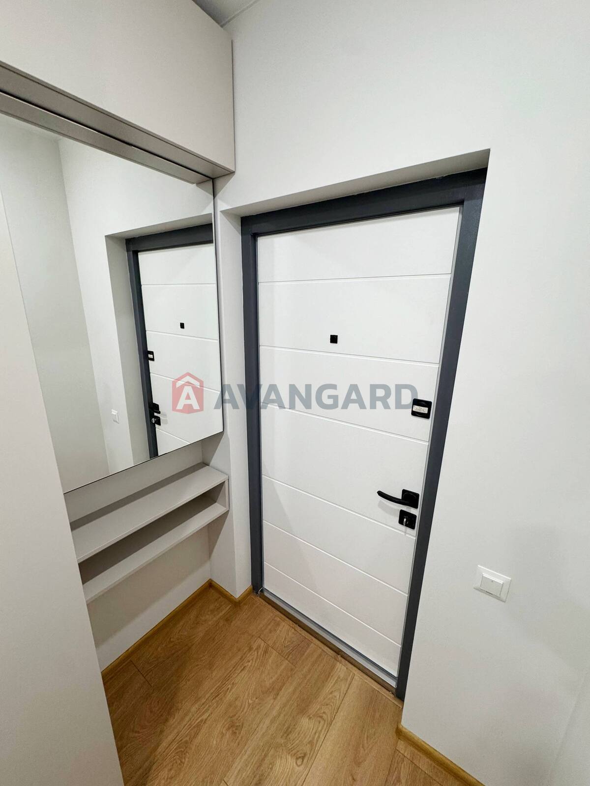 1 ��. ��������, 36/25/10 ��. �., 5/5 ������ ���� 20