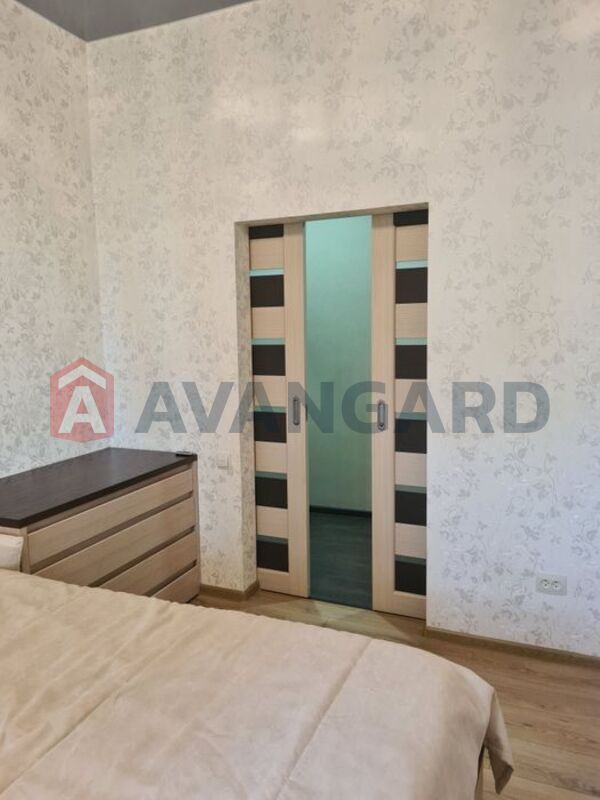 2 . , 60/-/8 . ., 2/4   4